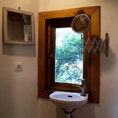 Ferienpark Tinyhouse Hexagonal In Organic Farm Sintra